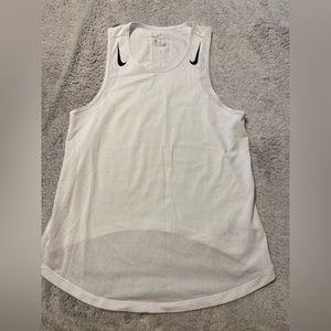 Women’s Nike Aeroswift Singlet